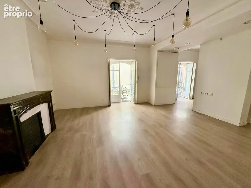 Appartement haussmannien de 101 m2 avec ascenseur - photo 3