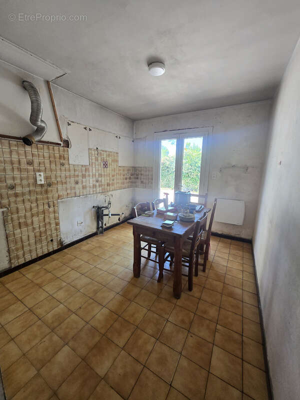 Maison familiale avec deux garages - photo 11