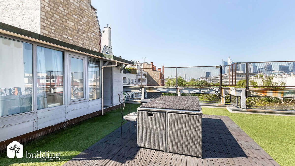 Appartement à NEUILLY-SUR-SEINE