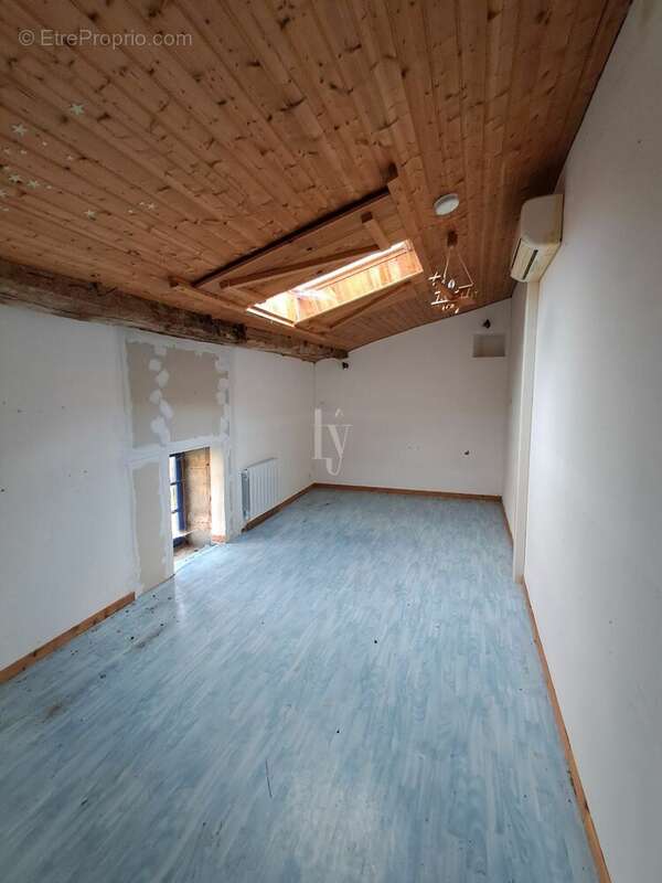 Maison à ORADOUR-SAINT-GENEST