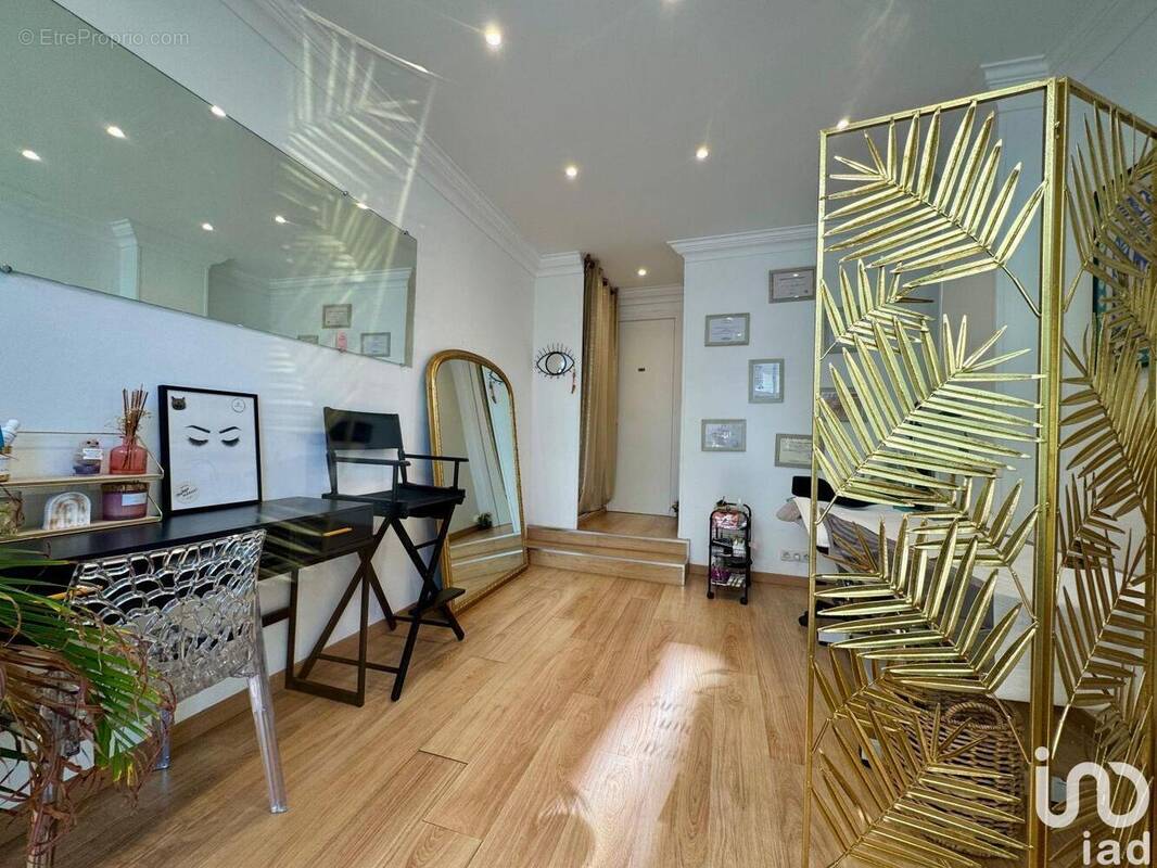 Photo 1 - Commerce à MENTON