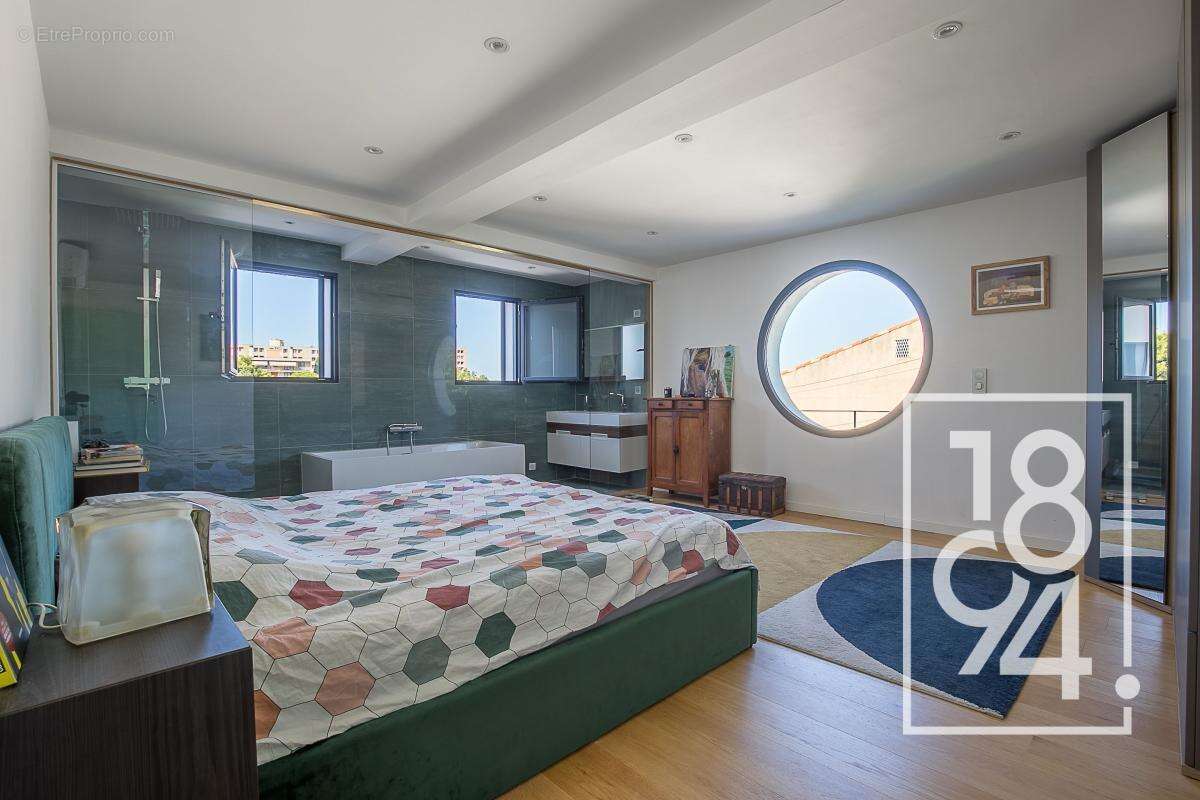 Maison à MARSEILLE-10E