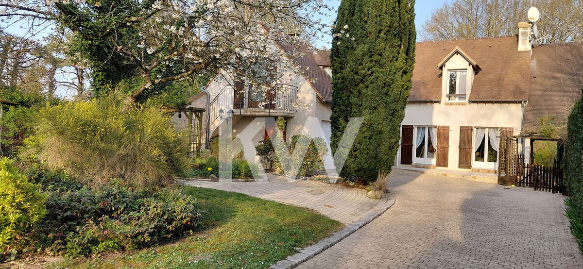 Maison 315 m² à Moigny-Sur-Ecole  - photo 3