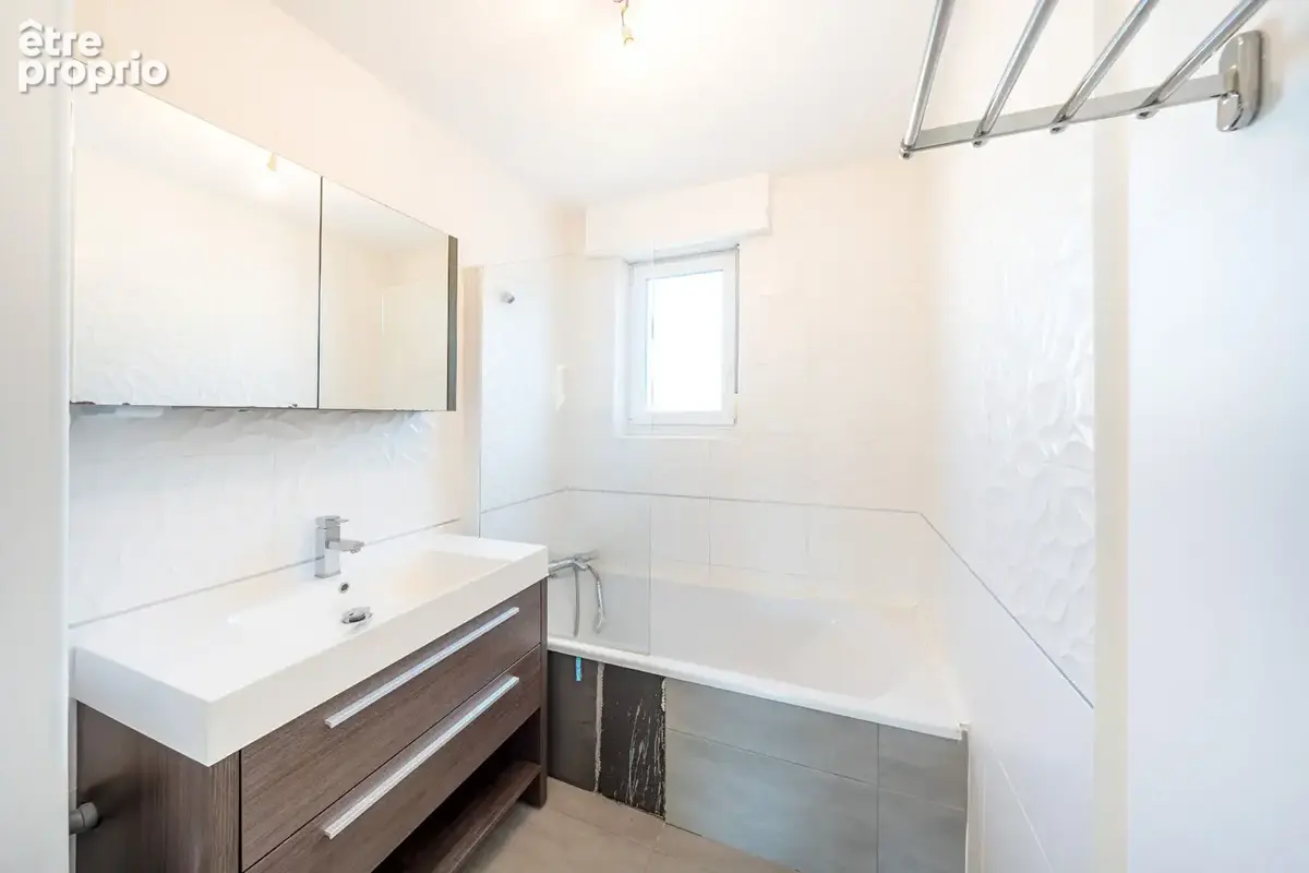 VENTE : appartement F4 (83 m²) à BRUNSTATT - photo 9