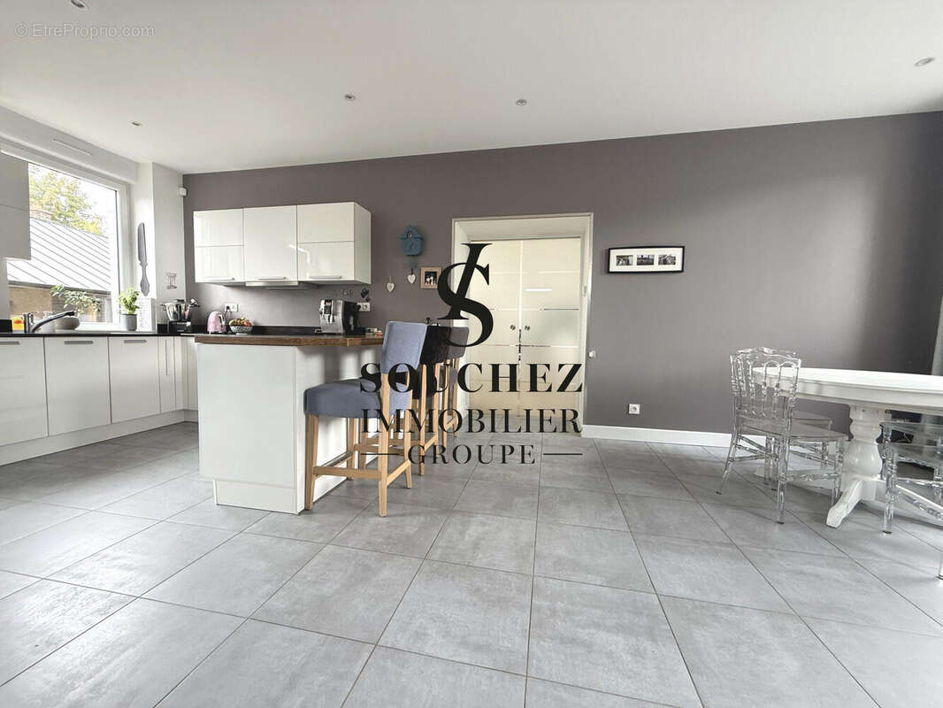 Maison à ANZIN-SAINT-AUBIN