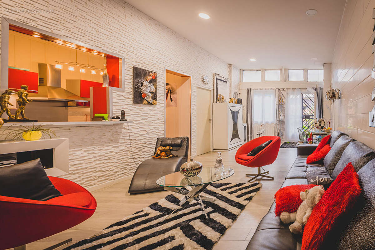 Appartement à VILLEMOMBLE