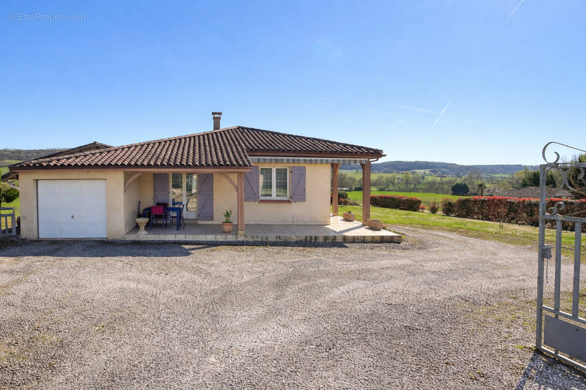 Maison à LAUZERTE