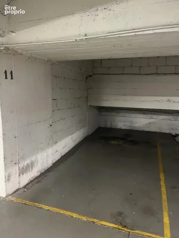 Photo Parking à Paris-18e au prix de 20 000€