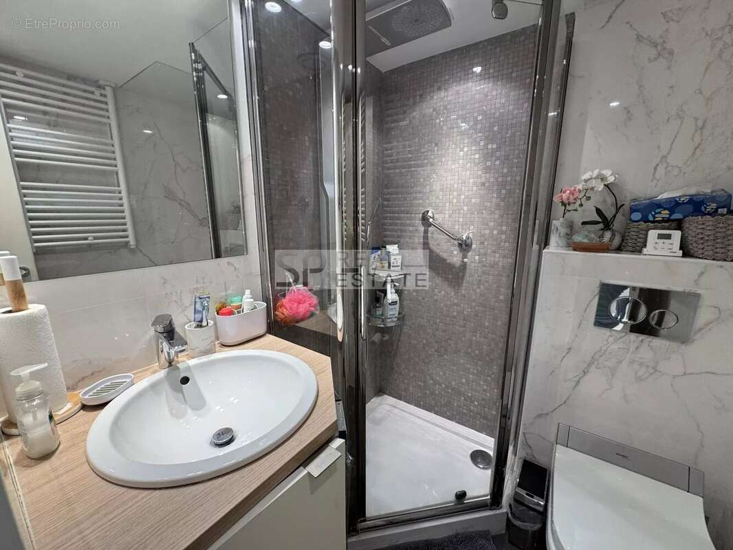 Cannes appartement 3 pieces front de mer - photo 5