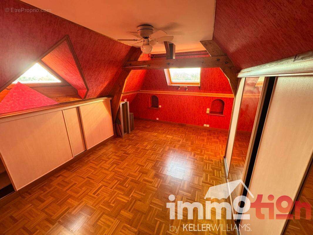 Maison à SAINT-QUENTIN-LA-MOTTE-CROIX-AU-BAILLY