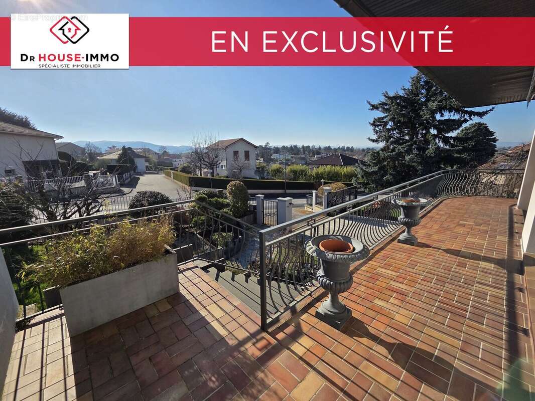 Maison 130 m² à La Tour-De-Salvagny  - photo 42