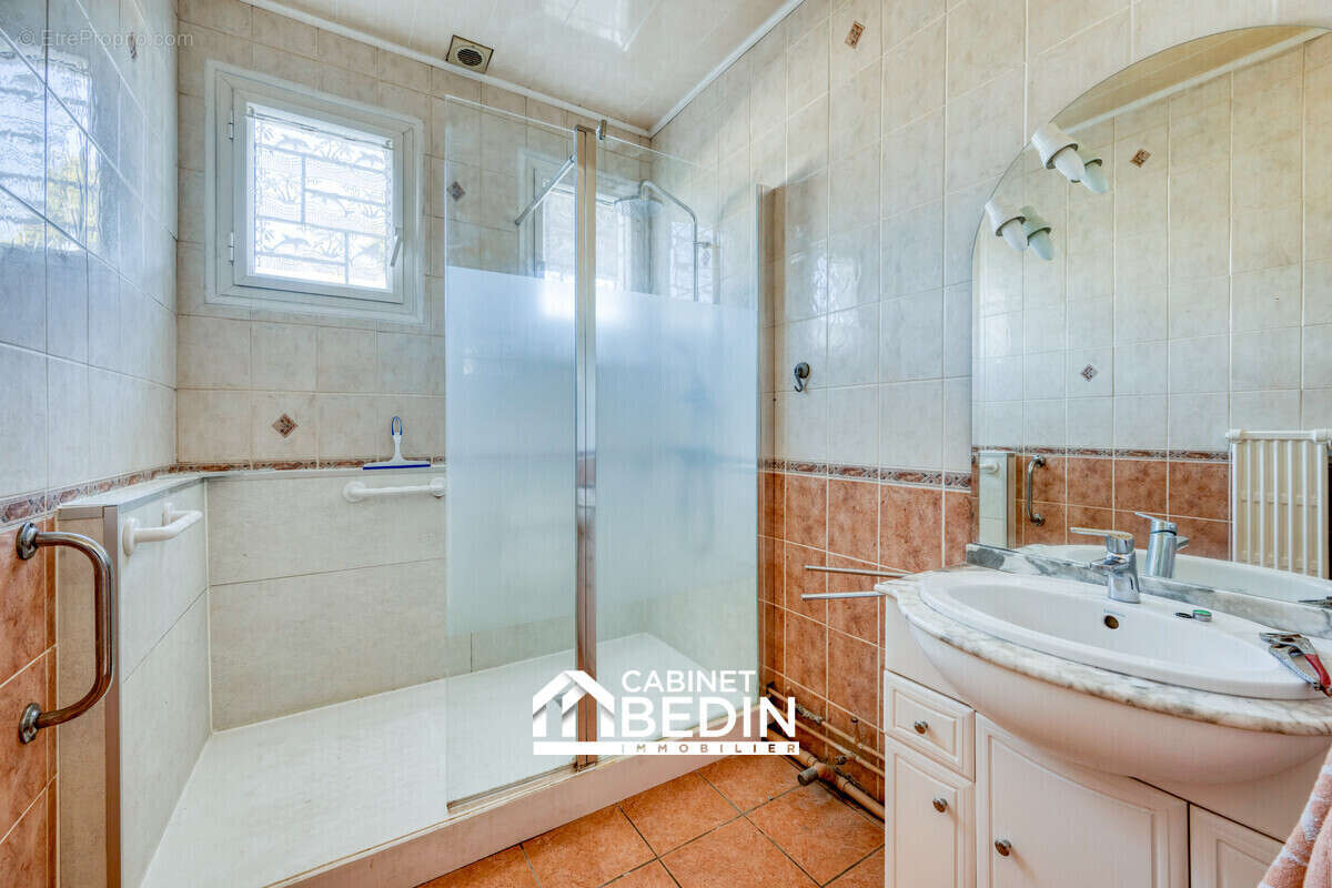 Maison 90 m² à Pessac  - photo 7