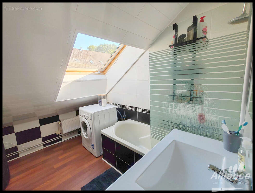 Appartement à BAVILLIERS