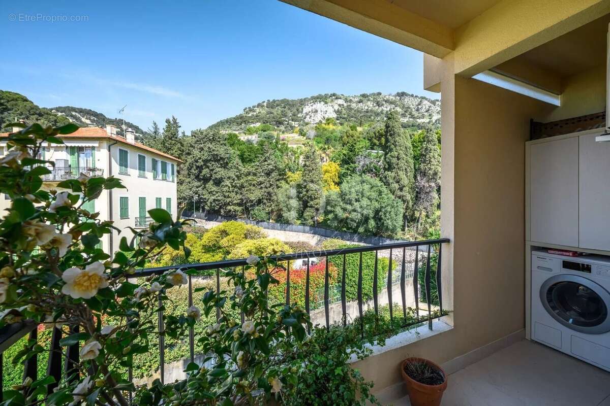 Appartement à BEAULIEU-SUR-MER