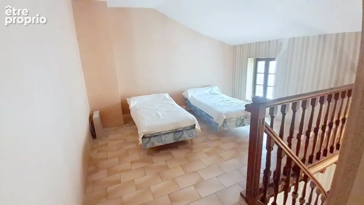 Maison Domazan 150 m2 avec cour intérieur et Garage - photo 8