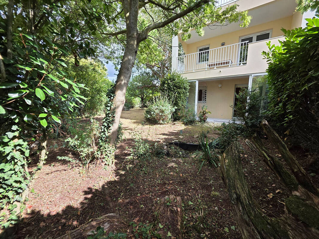 Appartement à VAUX-SUR-MER