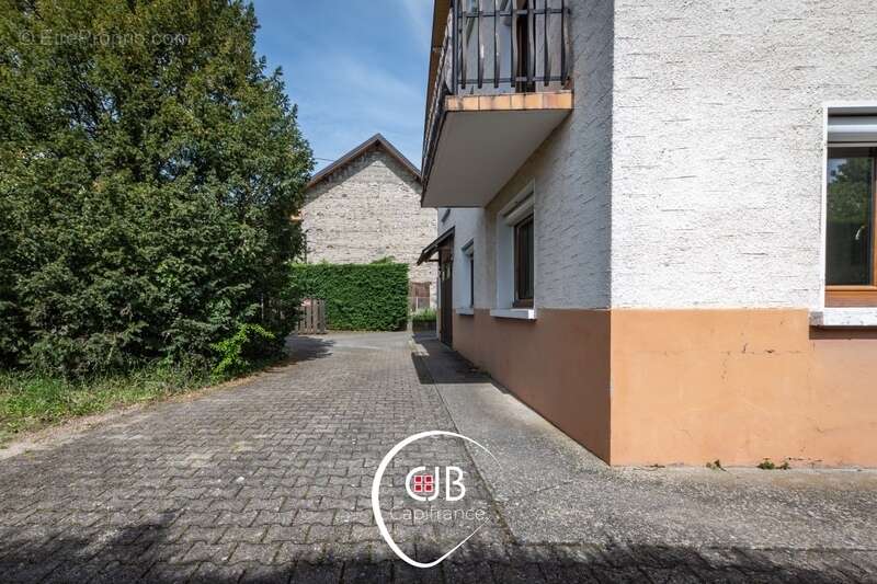 Appartement à SAINT-ALBAN-LEYSSE