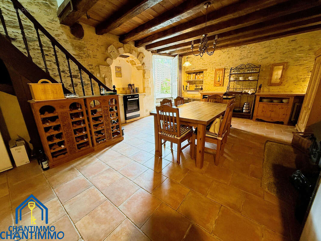 Maison à MOUILLERON-EN-PAREDS
