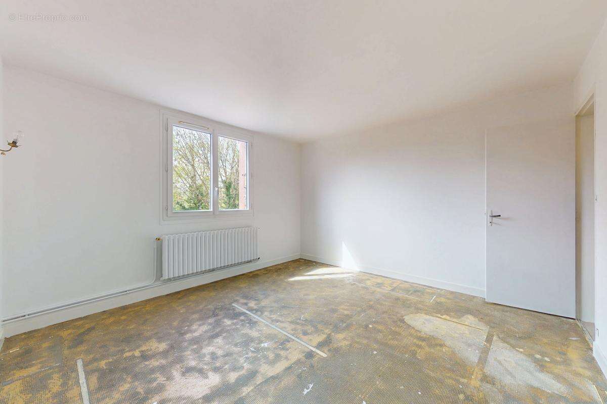 Maison à LA BOURDINIERE-SAINT-LOUP