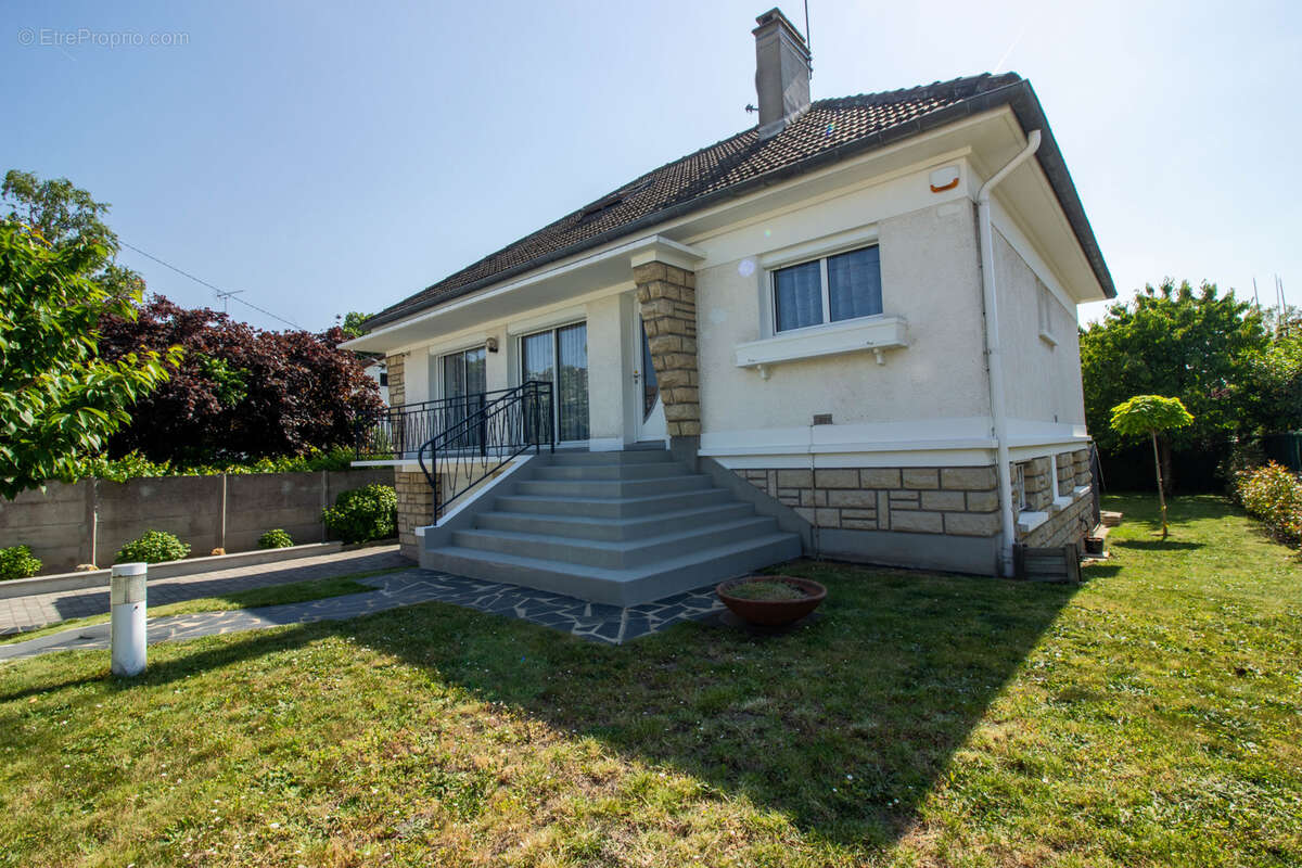 Maison à YERRES