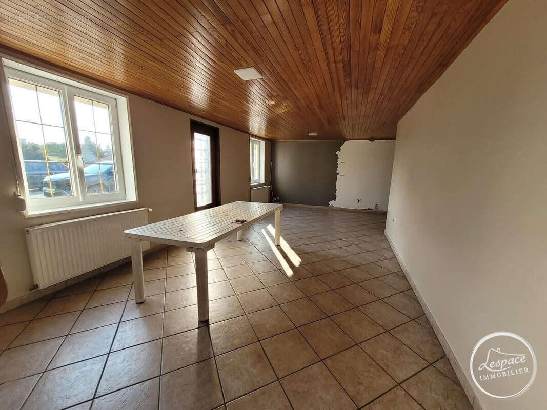 Maison à SAINTE-MARIE-KERQUE