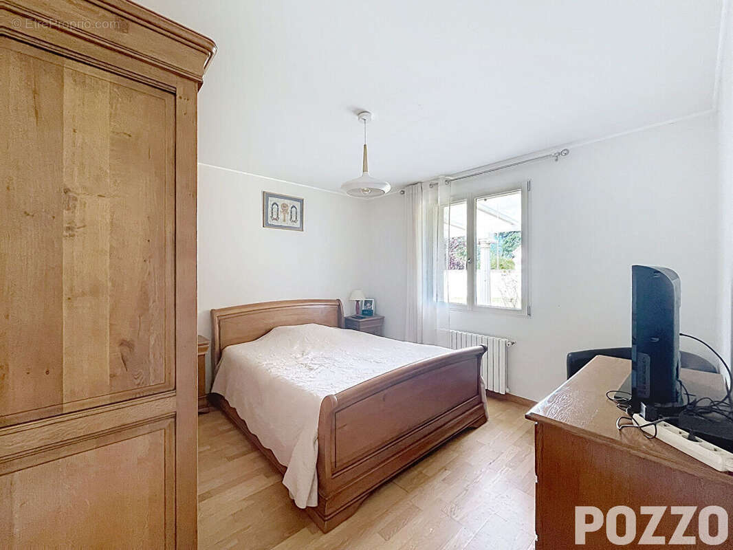 NOUVEAUTE A VENDRE - maison spacieuse à Saint Pierre De Semilly (50) - photo 9