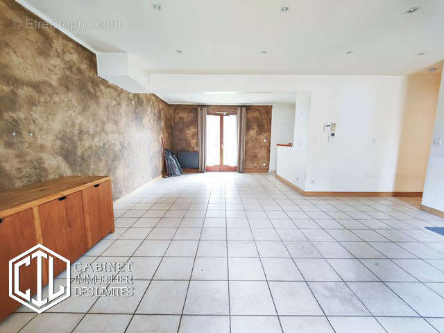 Pavillon F5 Limite Le Raincy - photo 4