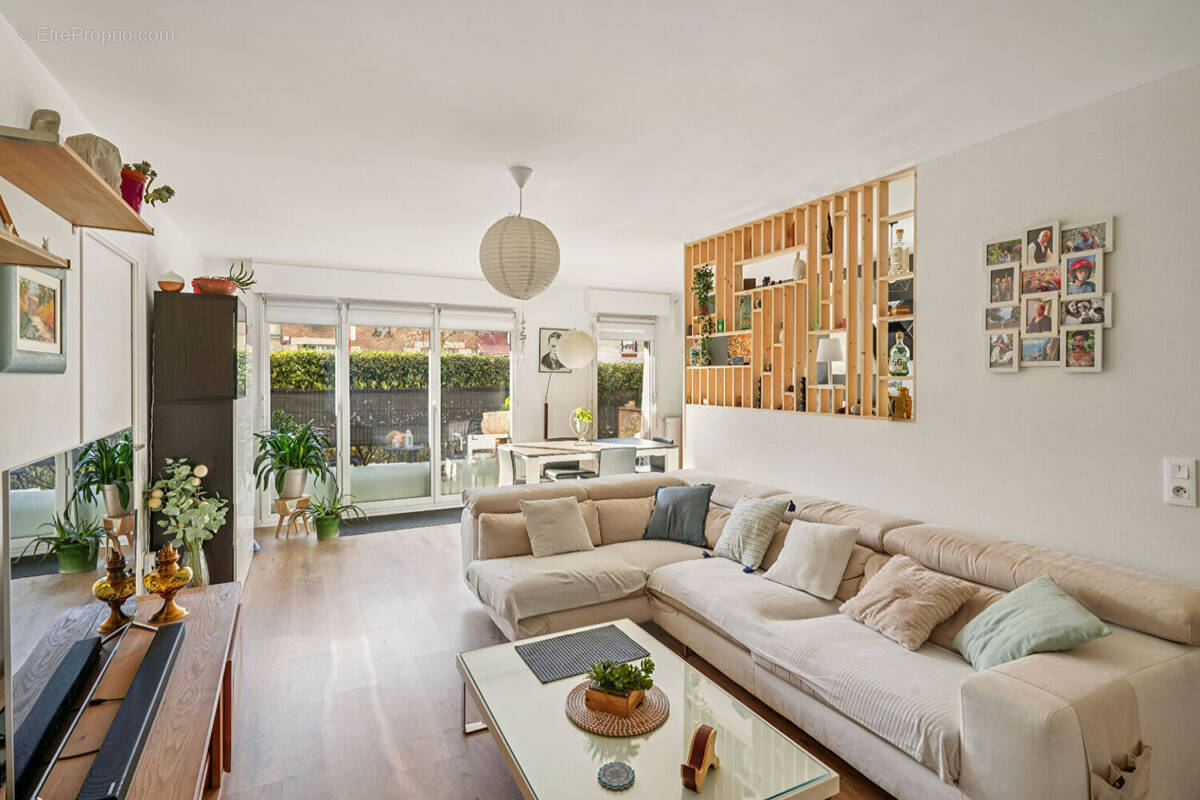 Appartement à NANTERRE