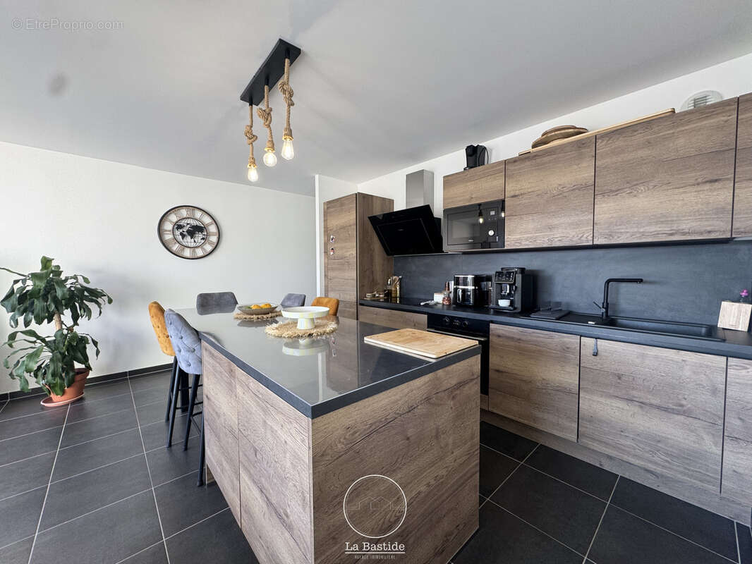 Appartement à PIERRELATTE