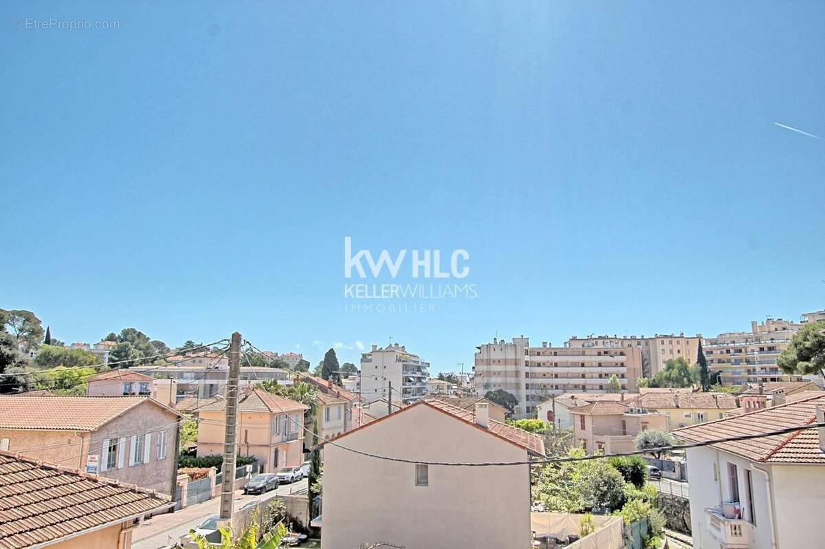 Appartement à LE CANNET