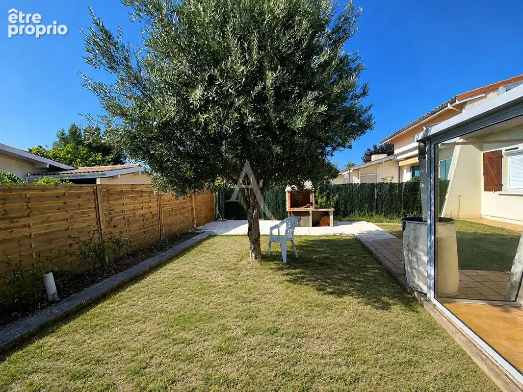 GRADIGNAN - Maison plain pied 5 pièce(s) 115 m² - photo 6