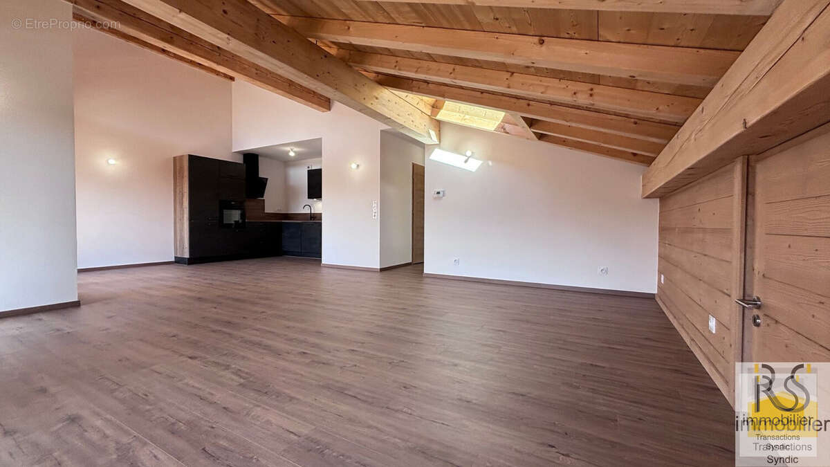 Salon - Appartement à ARACHES-LA-FRASSE