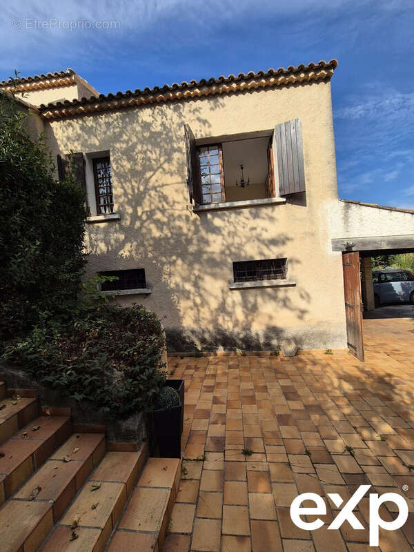 Maison à BOUC-BEL-AIR