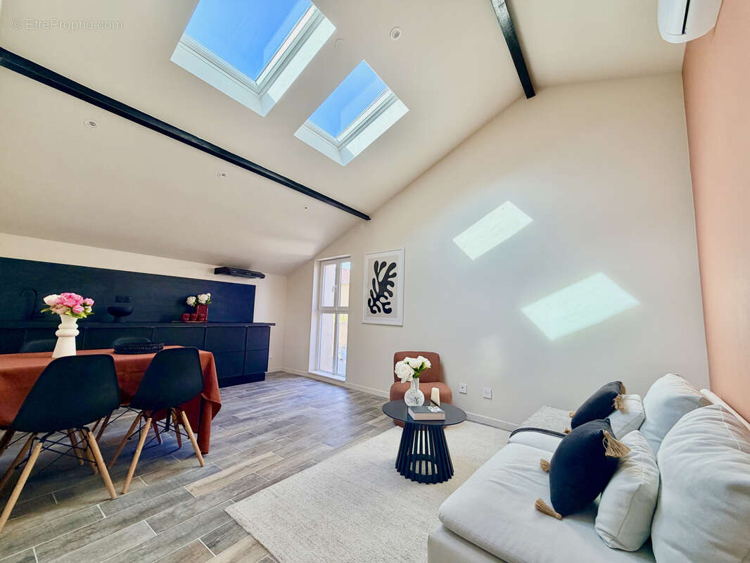 Appartement à QUINCIEUX