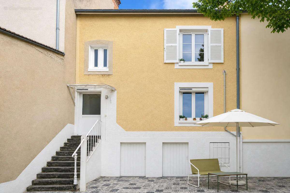 Maison de 4 pièces de 90 m² à Souppes-sur-Loing - photo 2