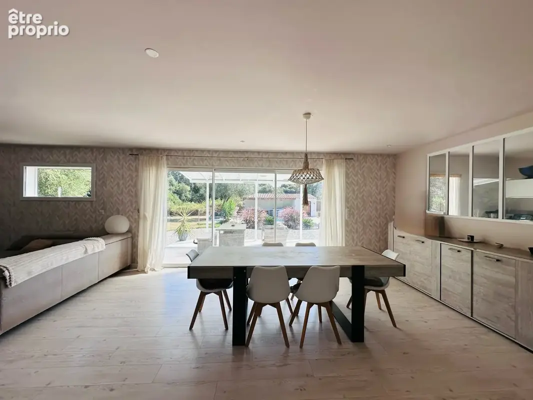 Calme   piscine   grands espaces   3 chambres   terrain - photo 2