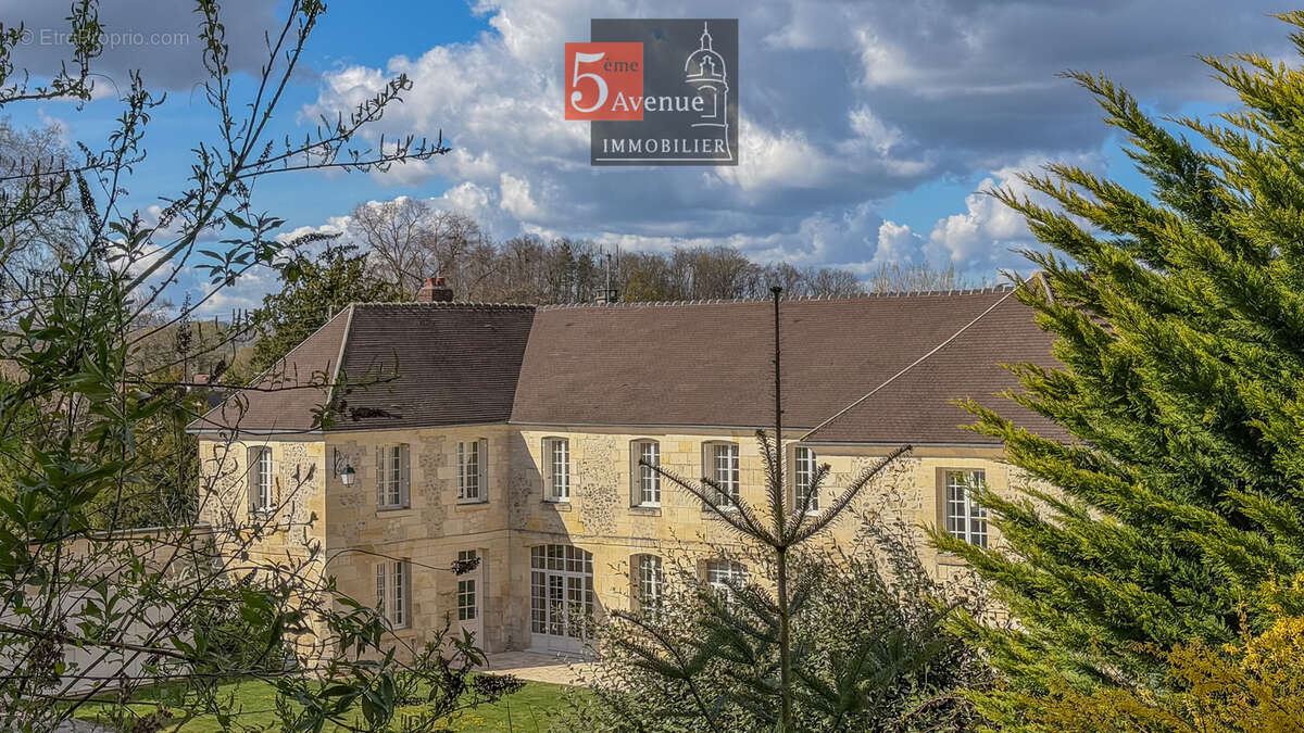 Maison à CHANTILLY