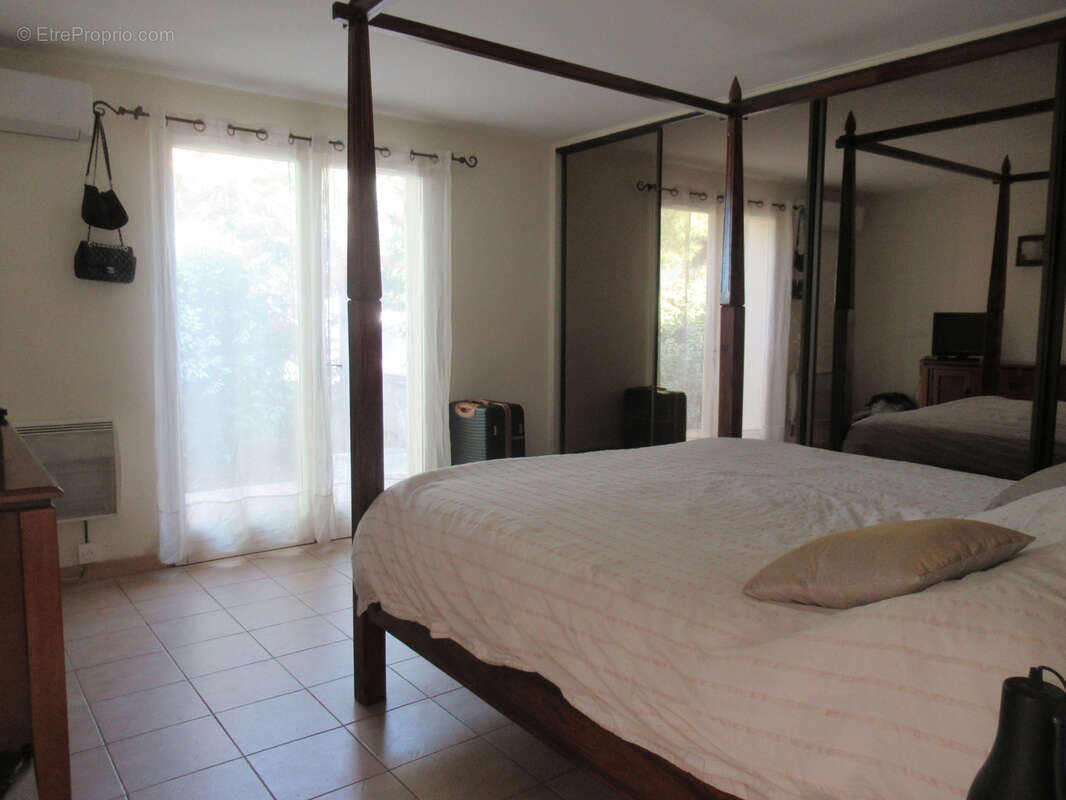 Maison en traditionnel  a vendre t4 avec piscine grand terrain - photo 6