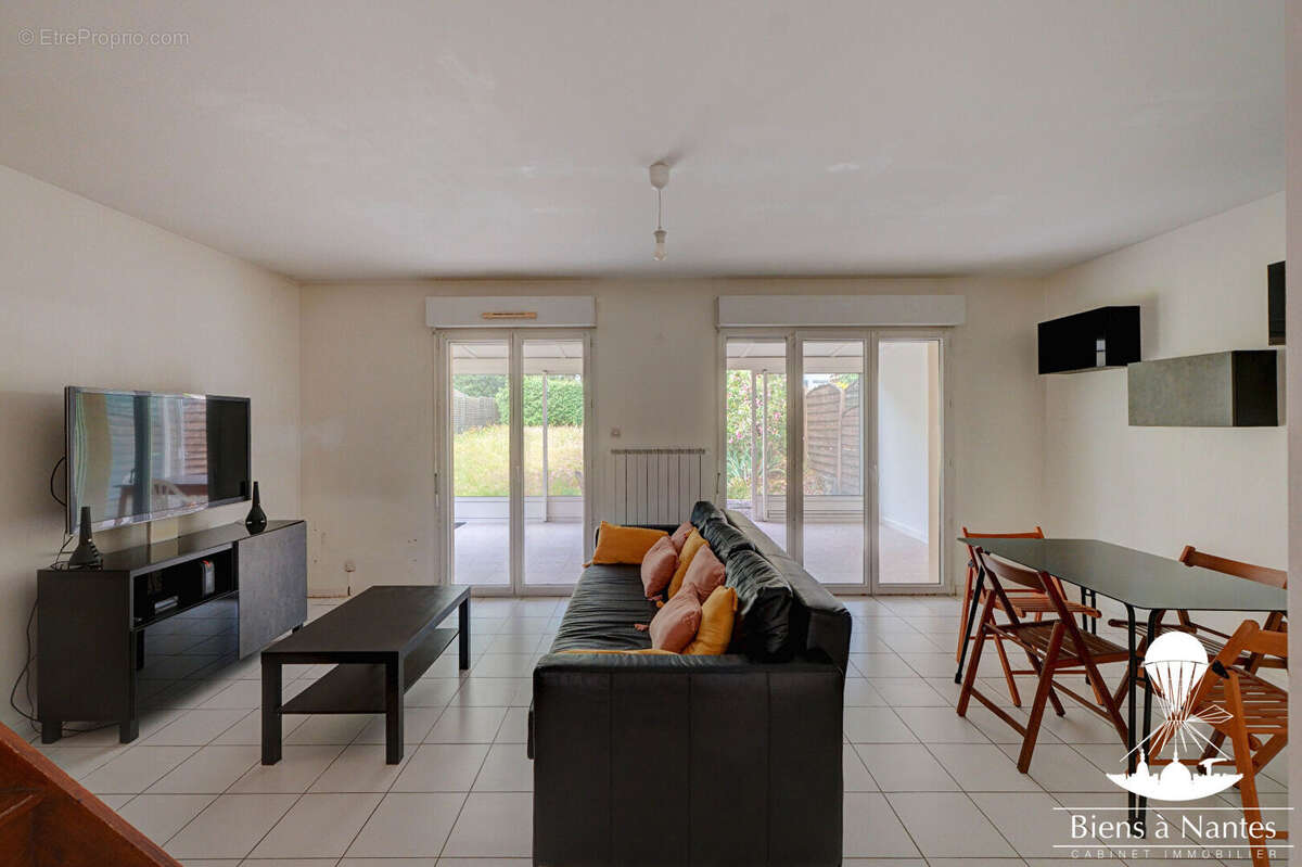 Maison 3 chambres, garage, jardin et veranda - photo 4
