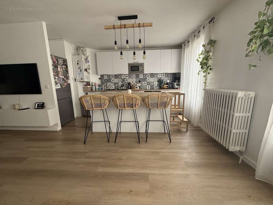 Appartement à COLOMBES