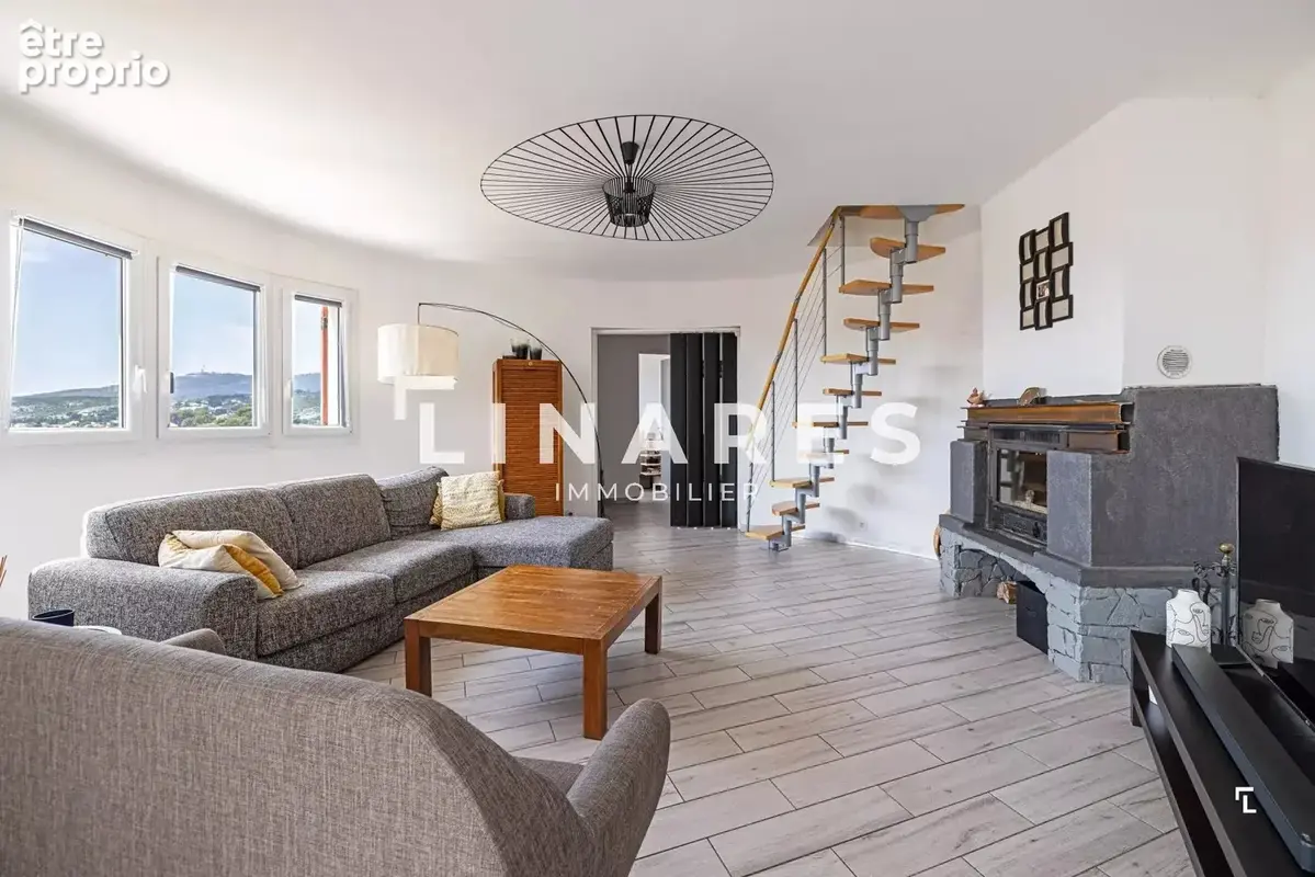 LE PANORAMIQUE - Haut de villa T4/5 de 137m² - Piscine - Jardin de 450m² - 13190 LE LOGIS NEUF - photo 7