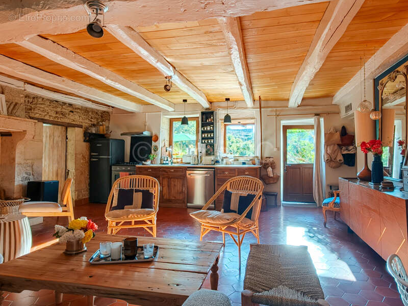 Maison à MELLE