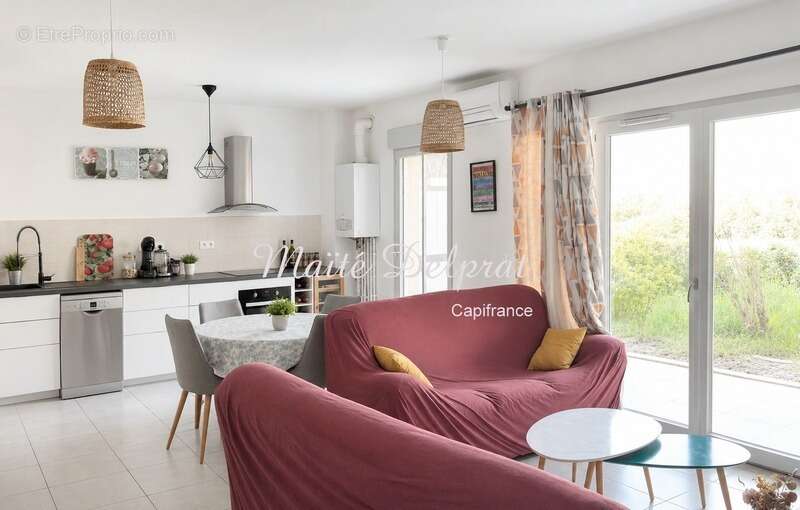 Appartement à COURTHEZON