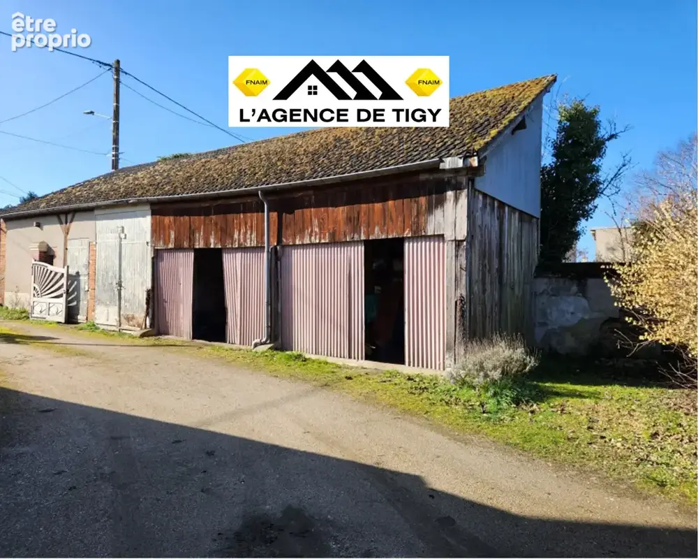 À VENDRE  "RARE": Maison avec multiples dépendances - photo 8