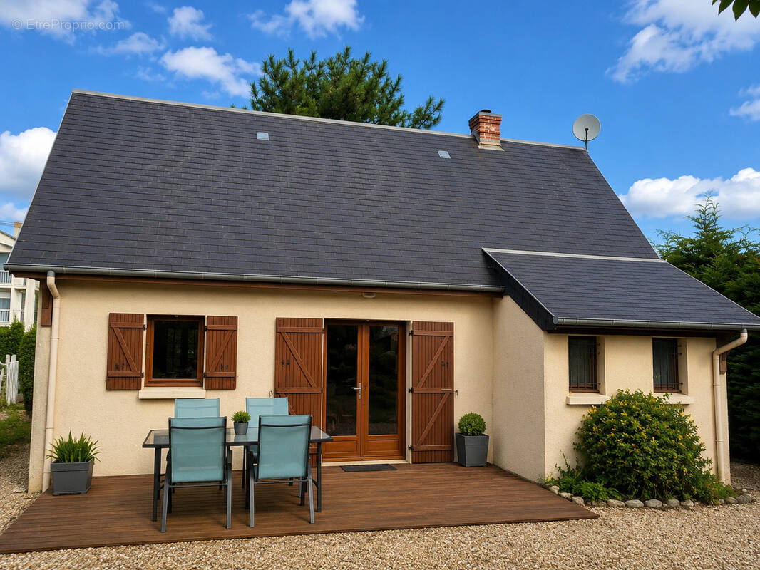 Maison à SASSETOT-LE-MAUCONDUIT