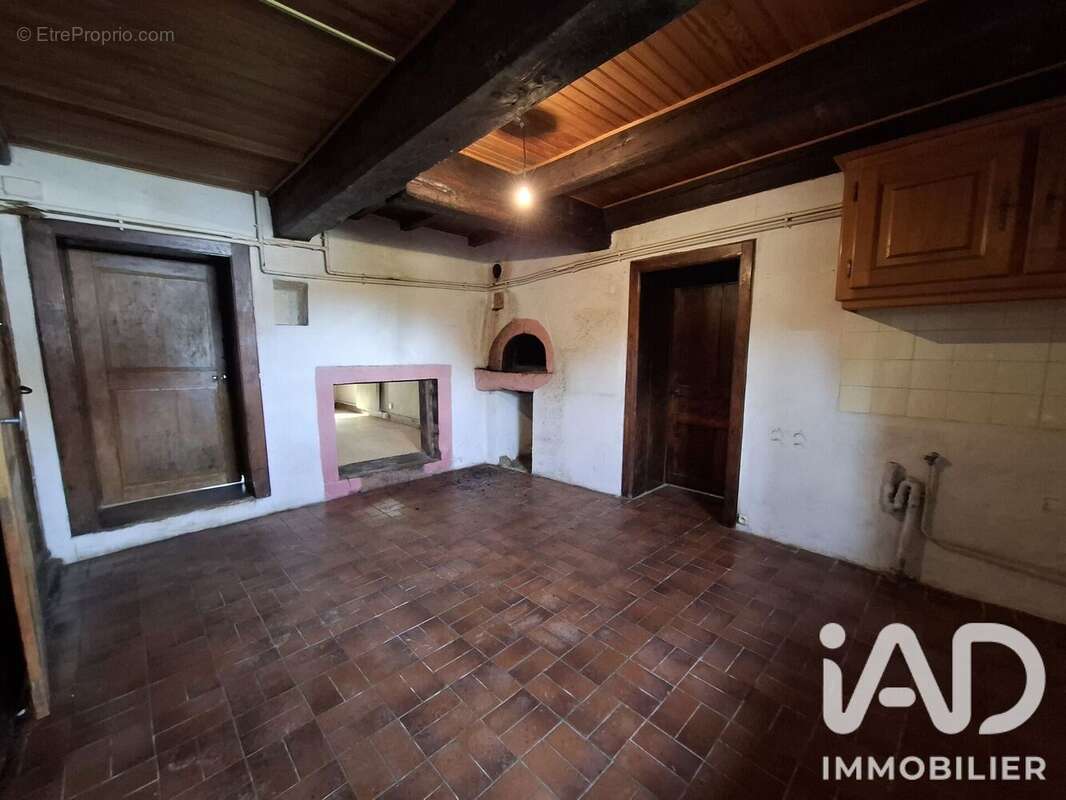 Maison 102 m² à La Croix-Aux-Mines  - photo 4
