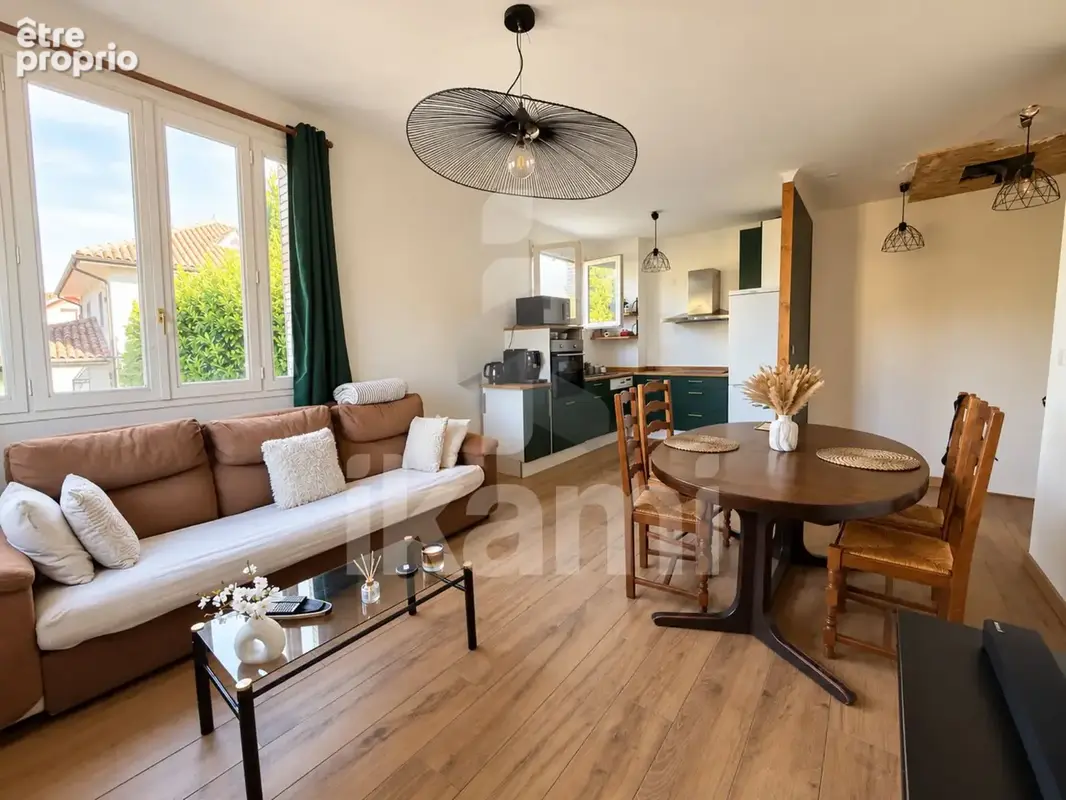 Communay   maison familiale avec jardin, garage, sous-sol aménagé et combles aménageables - photo 9