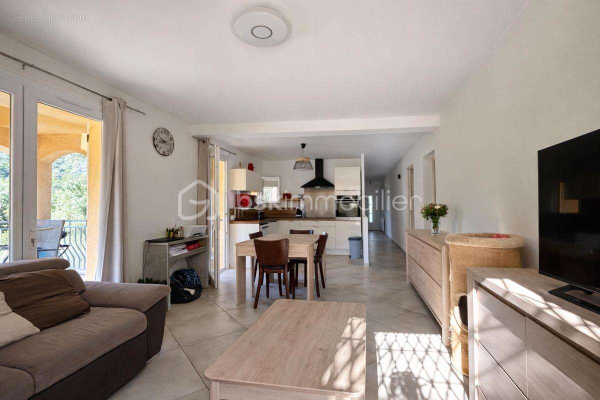 Appartement à VENCE