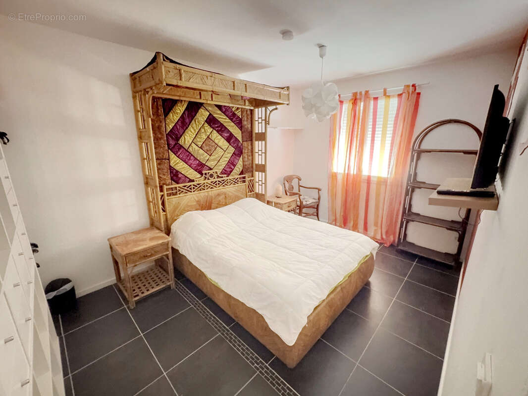 Maison à SOUAL