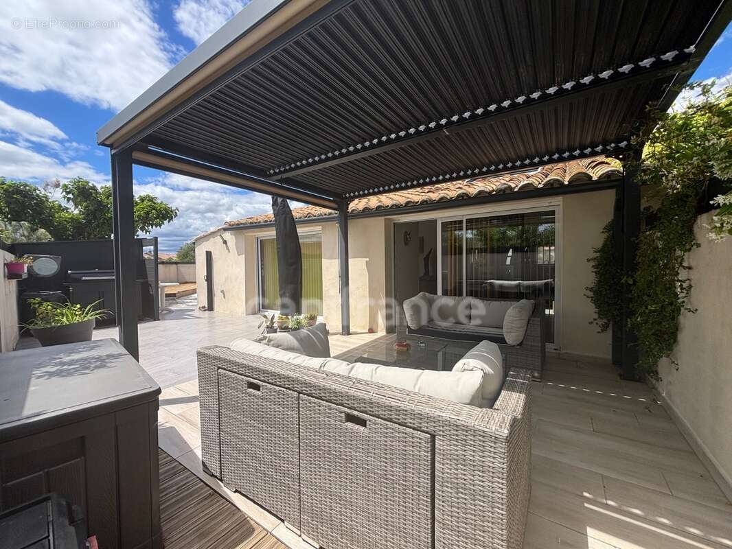 Palavas-les-flots(34), à vendre maison rénovée, surface totale 127 m2, terrain 360 m2, proche mer et toutes commodités - photo 3